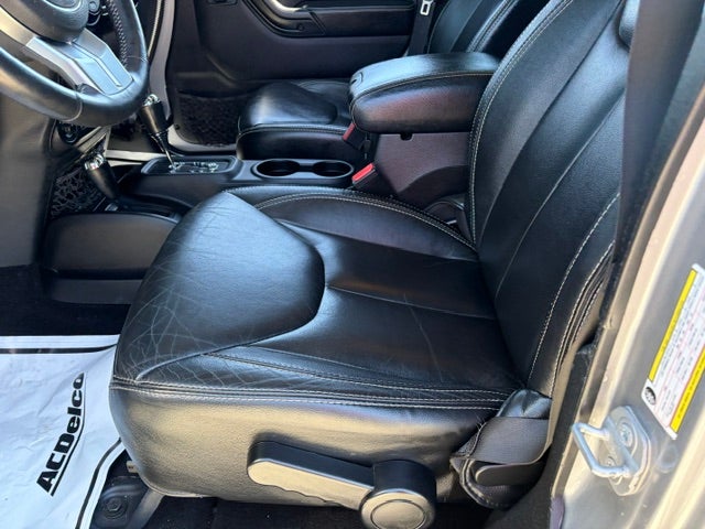 2014 Jeep Wrangler Unlimited Polar Edition