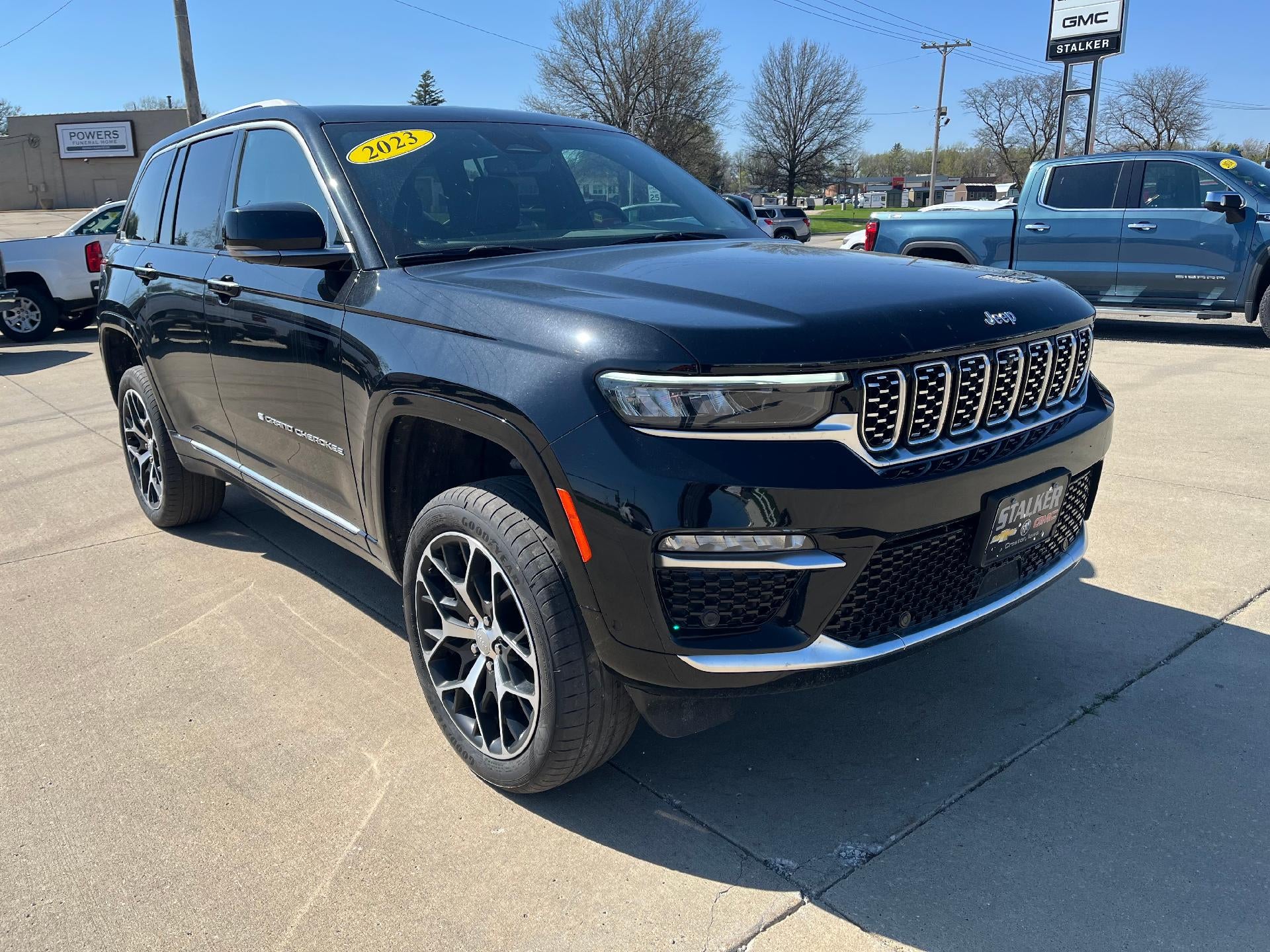 2023 Jeep Grand Cherokee Summit Reserve
