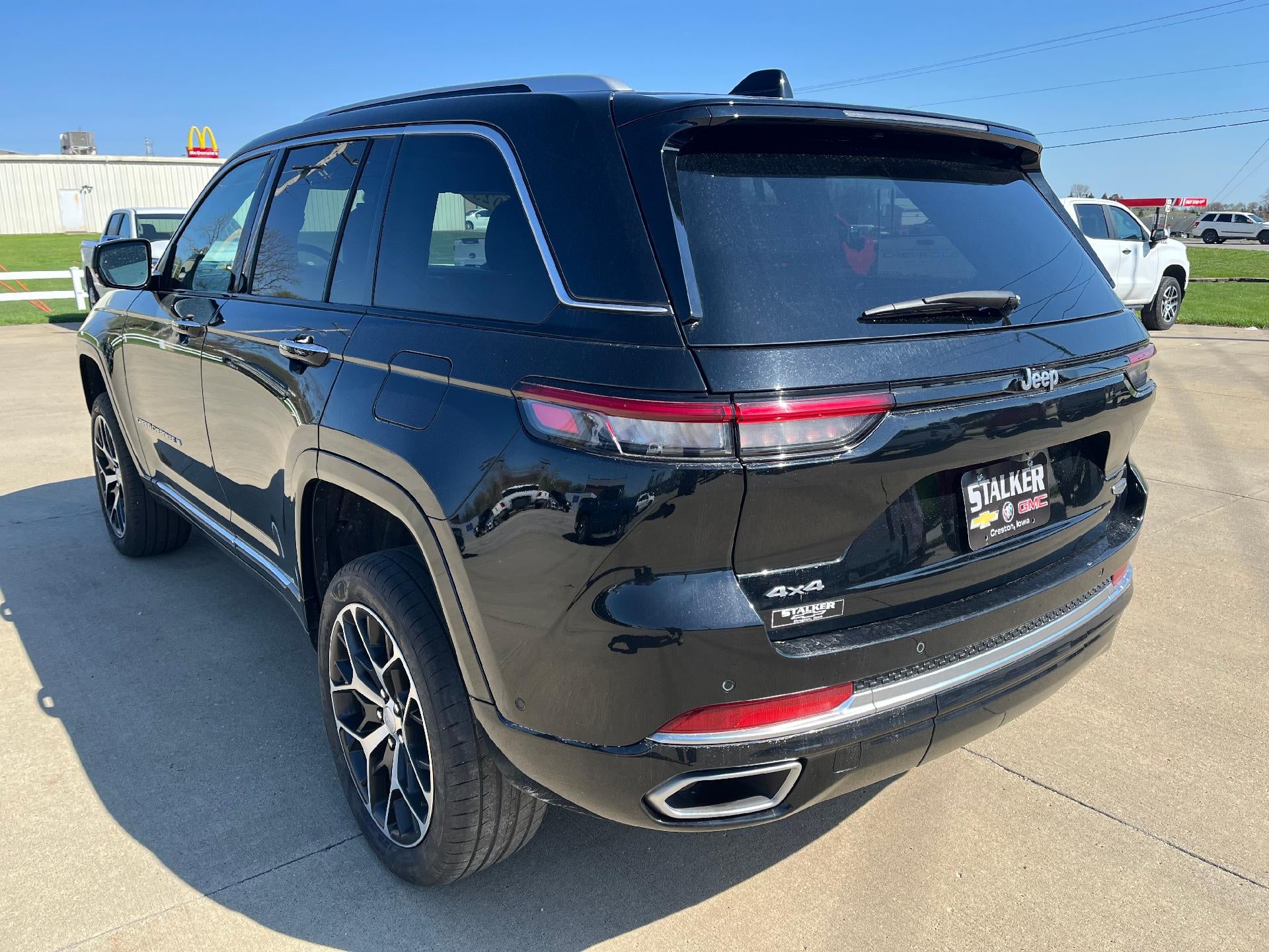 2023 Jeep Grand Cherokee Summit Reserve