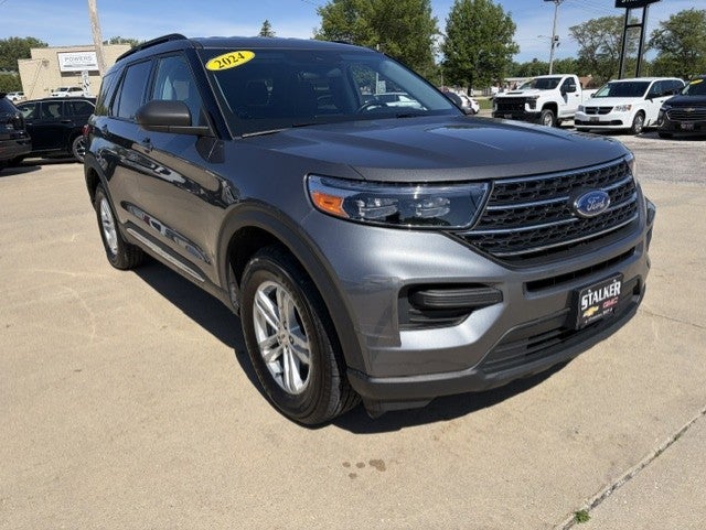 2024 Ford Explorer XLT 4WD's photo