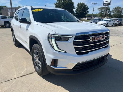 2025 GMC Acadia Elevation