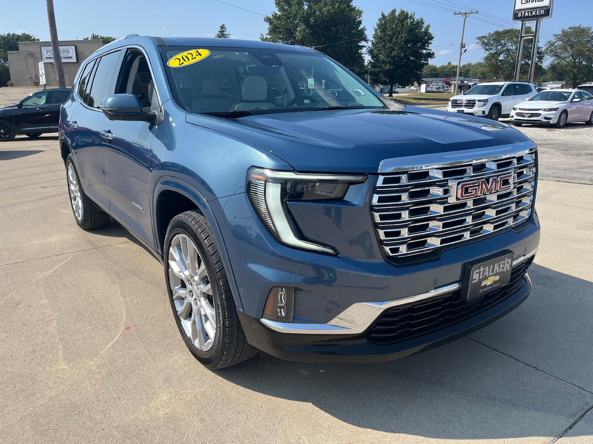 2024 GMC Acadia Denali