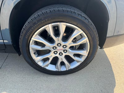 2024 GMC Acadia Denali