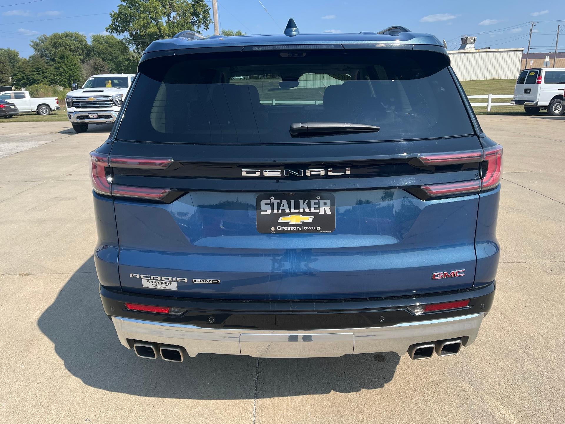 2024 GMC Acadia Denali