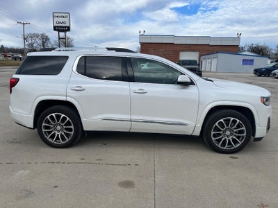 2023 GMC Acadia Denali