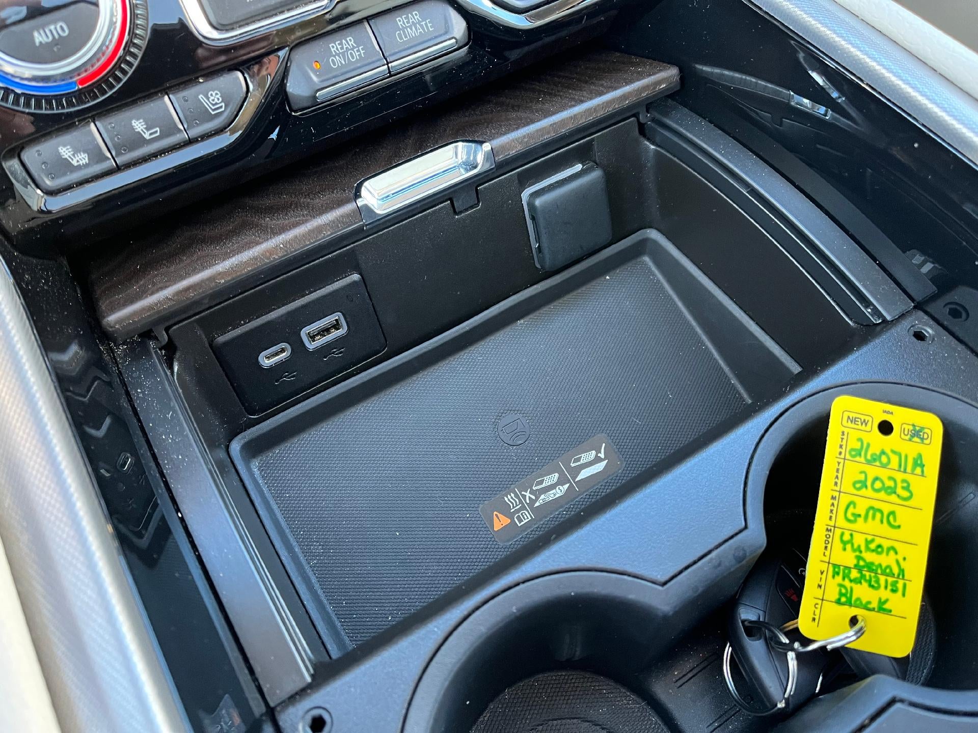 2023 GMC Yukon Denali