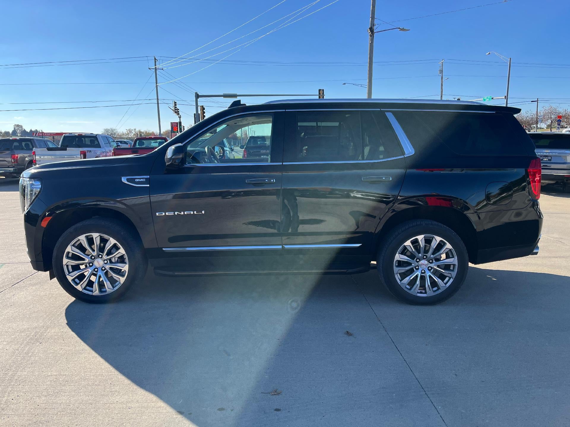 2023 GMC Yukon Denali