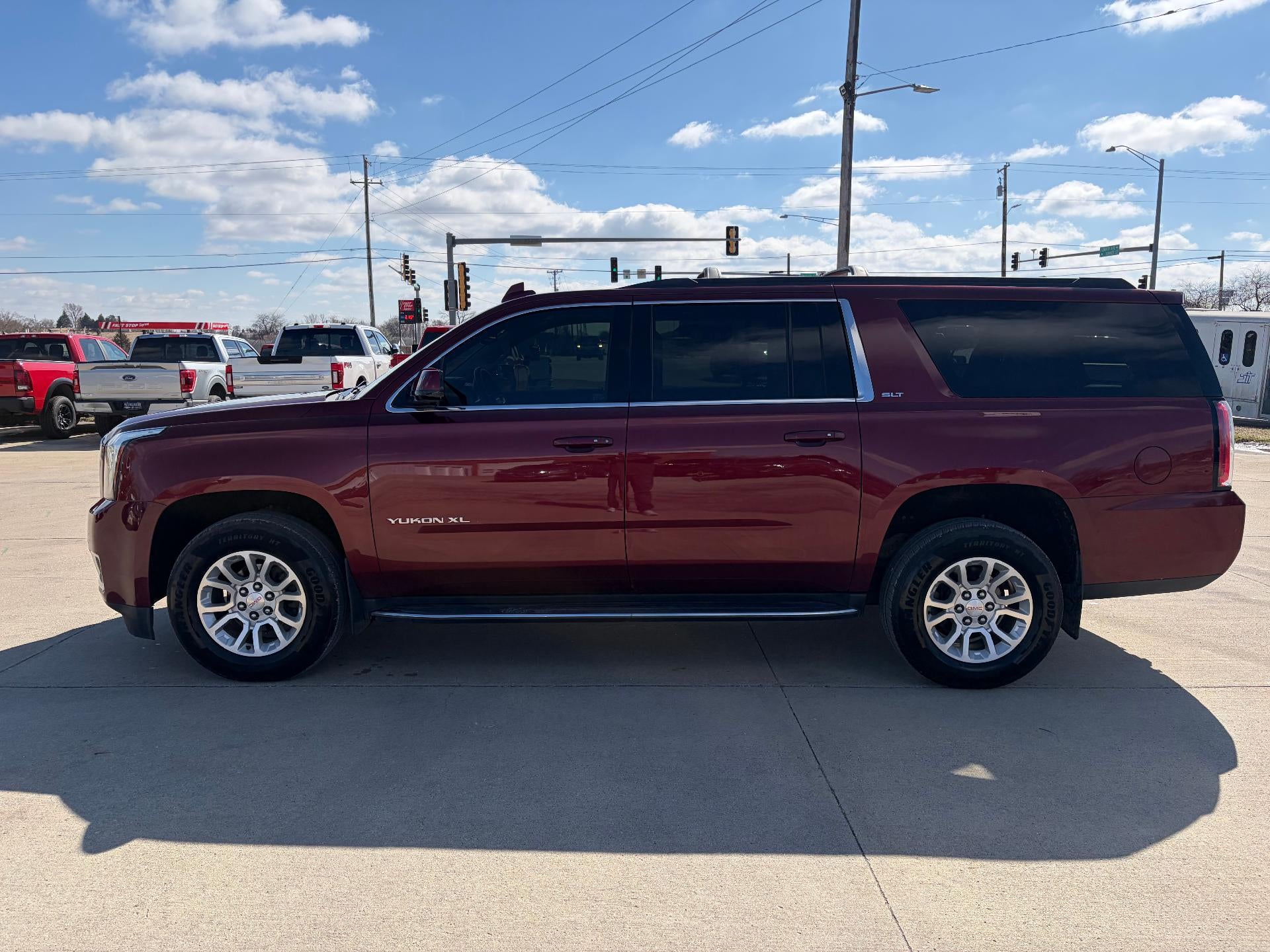 2019 GMC Yukon XL SLT