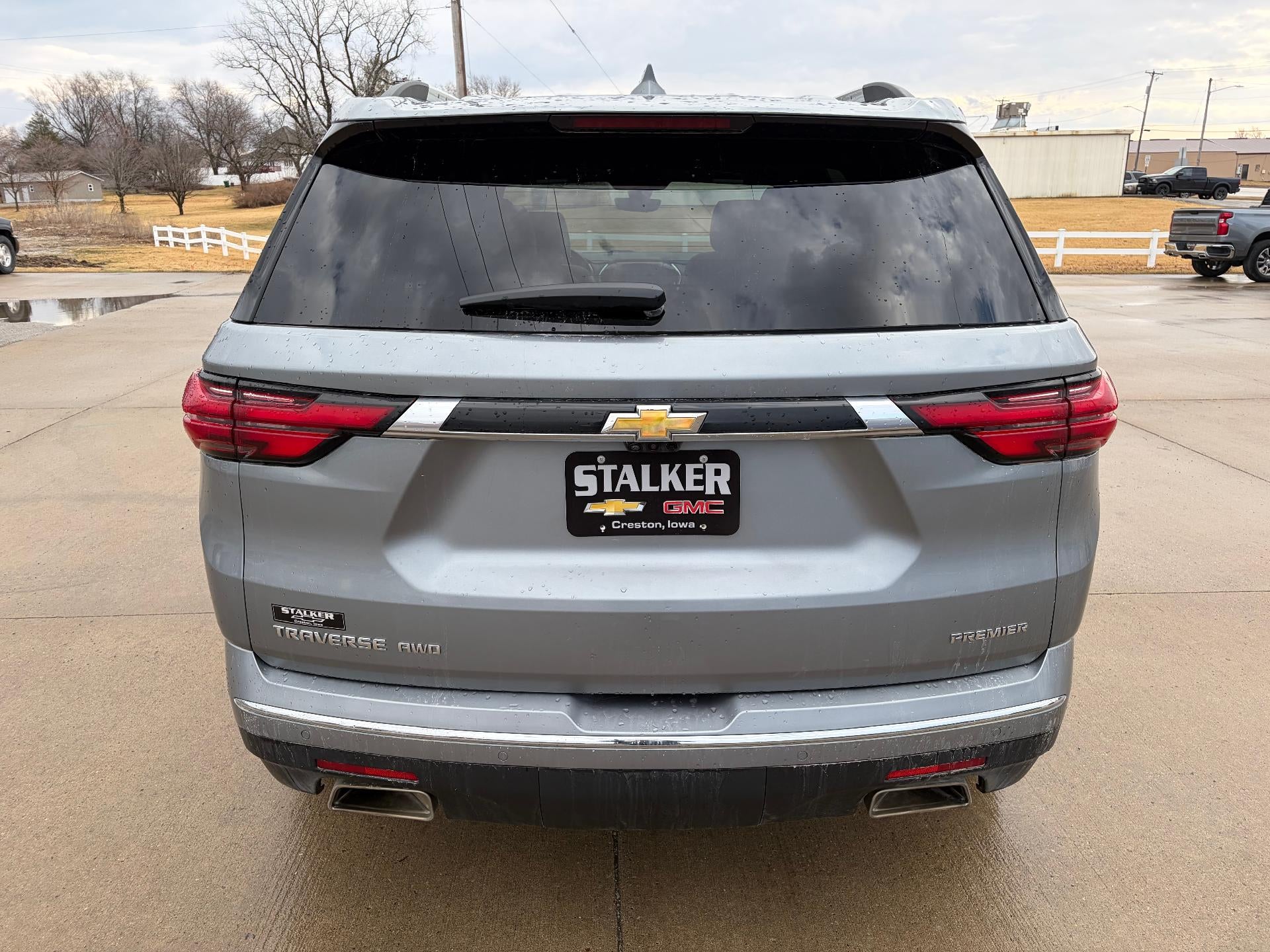 2023 Chevrolet Traverse Premier