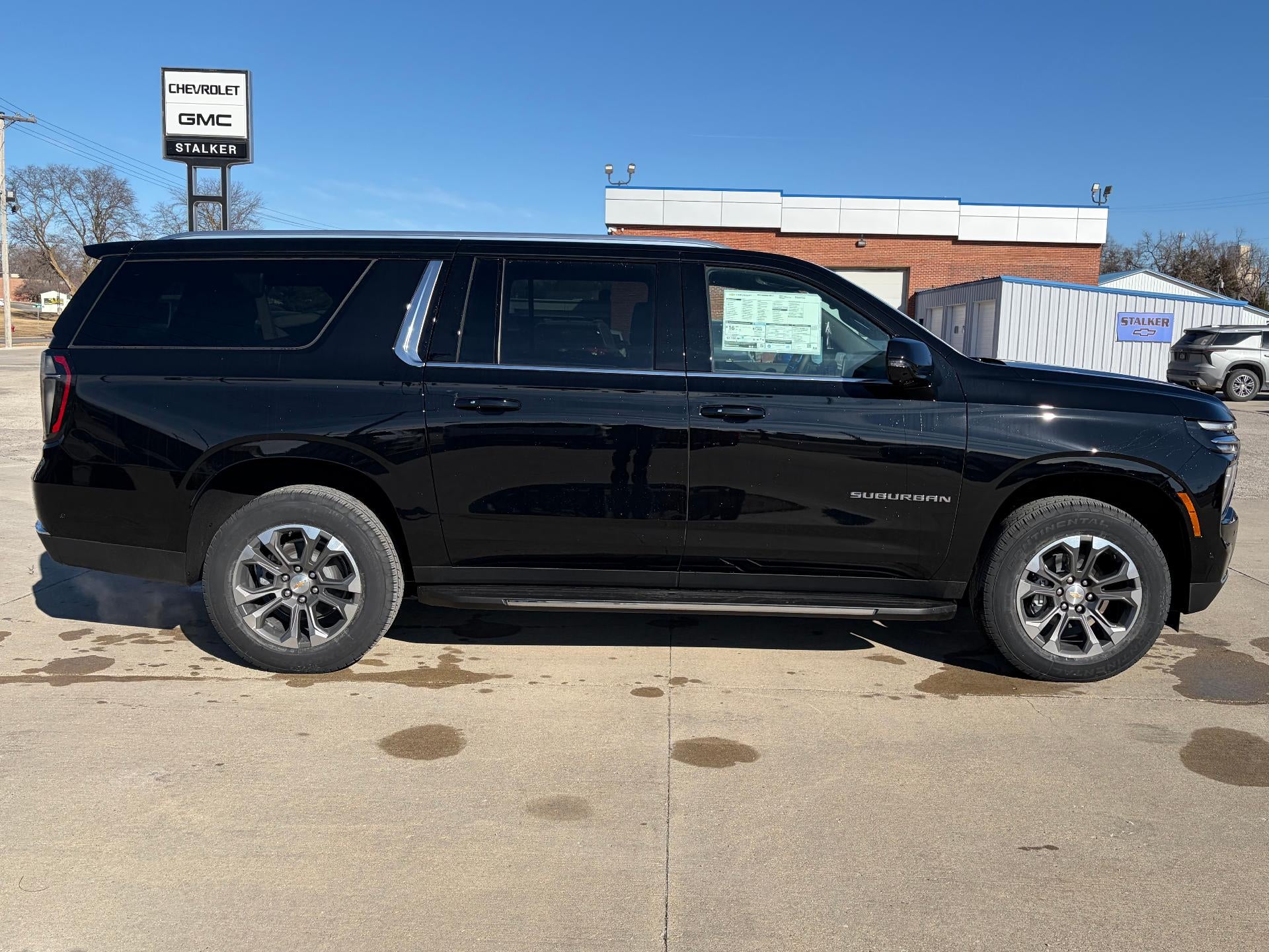2026 Chevrolet Suburban LT