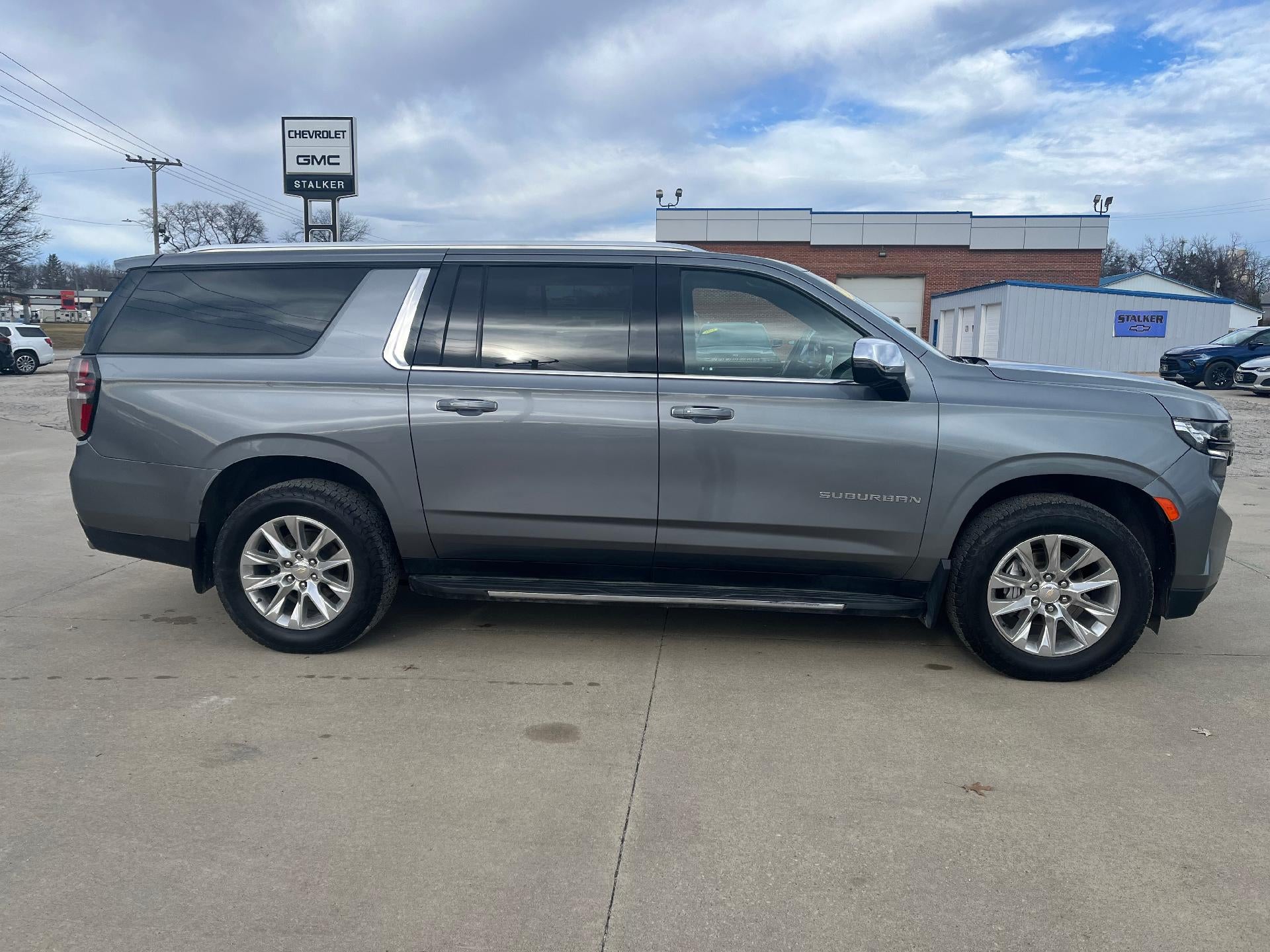 2022 Chevrolet Suburban Premier