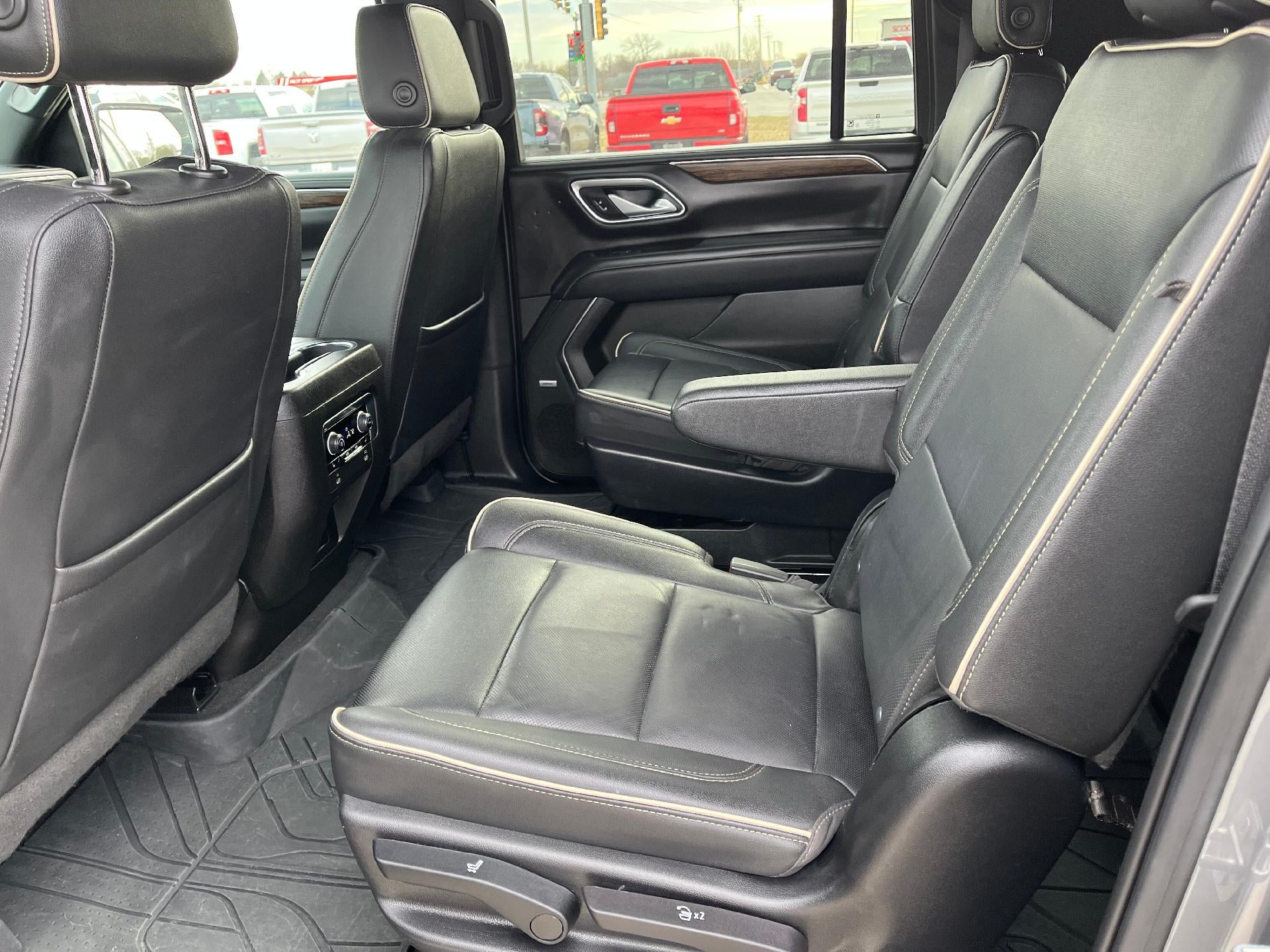 2022 Chevrolet Suburban Premier