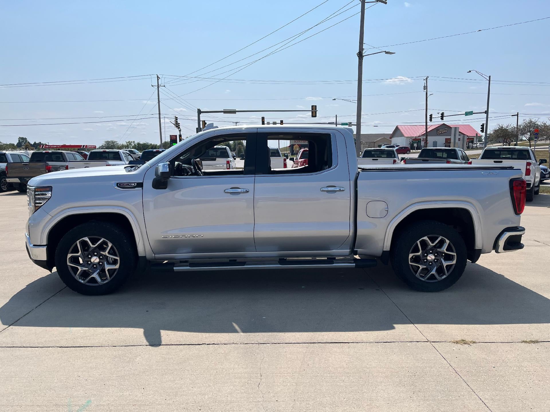 2022 GMC Sierra 1500 SLT