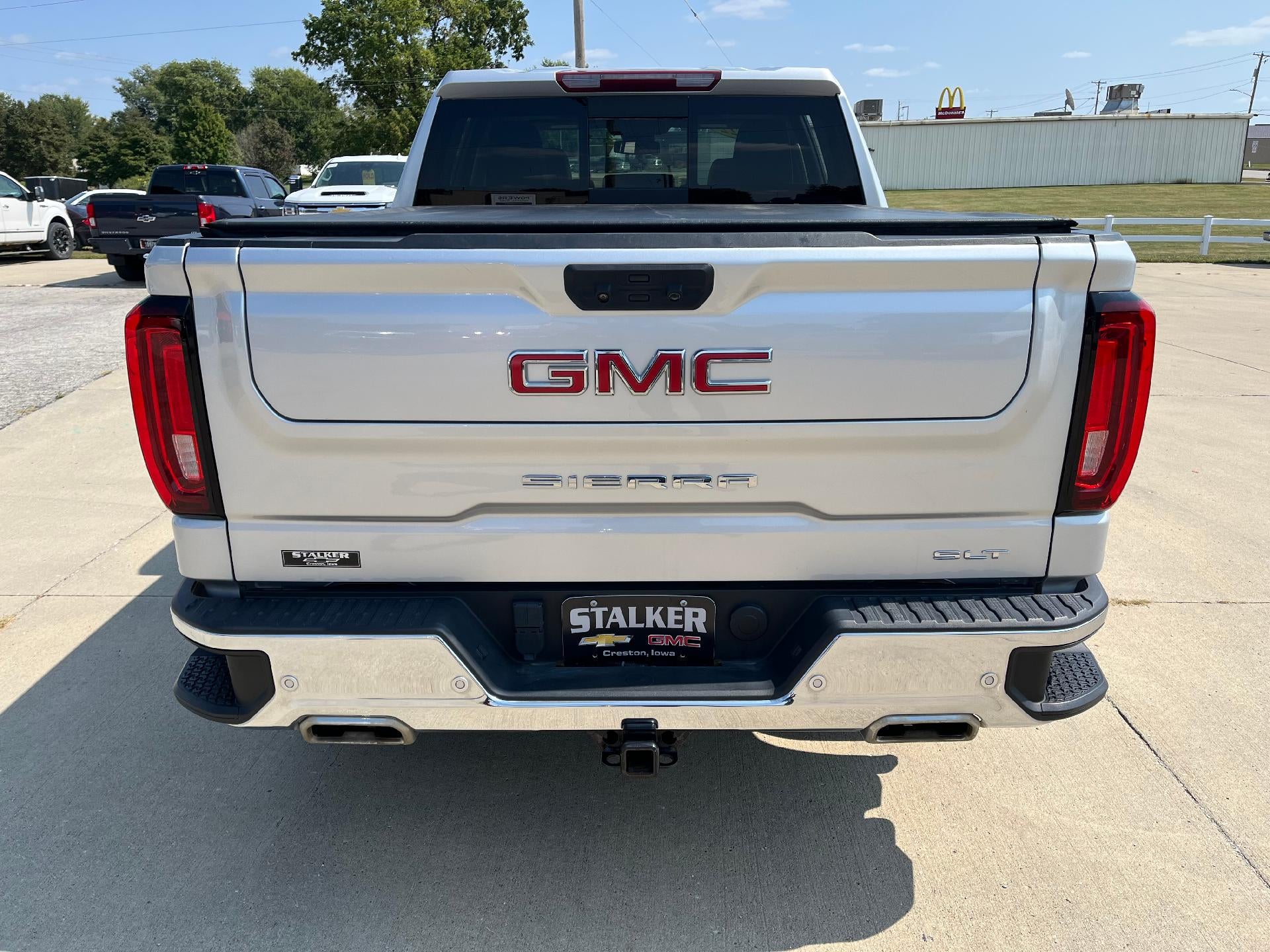 2022 GMC Sierra 1500 SLT