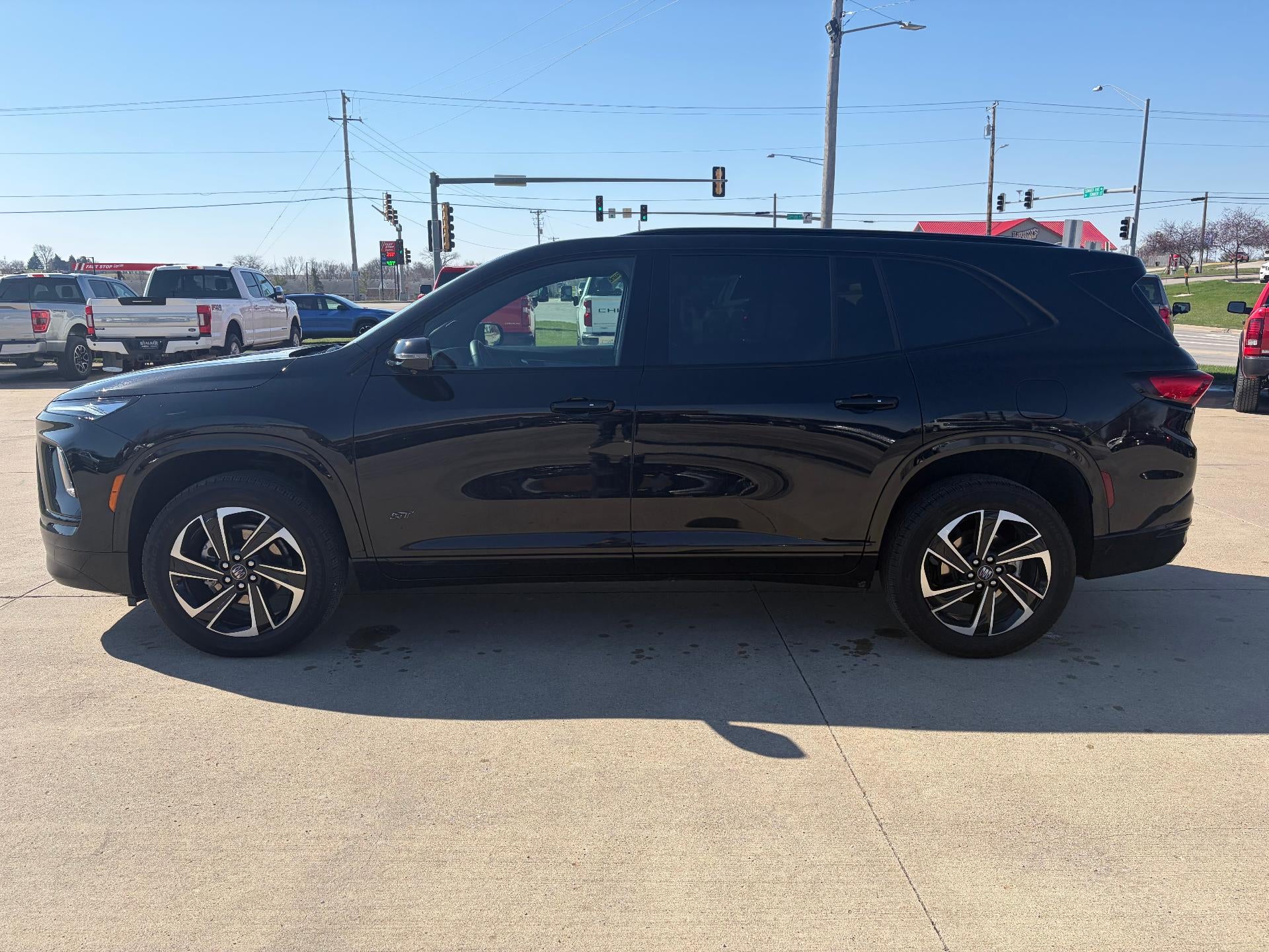 2025 Buick Enclave Sport Touring