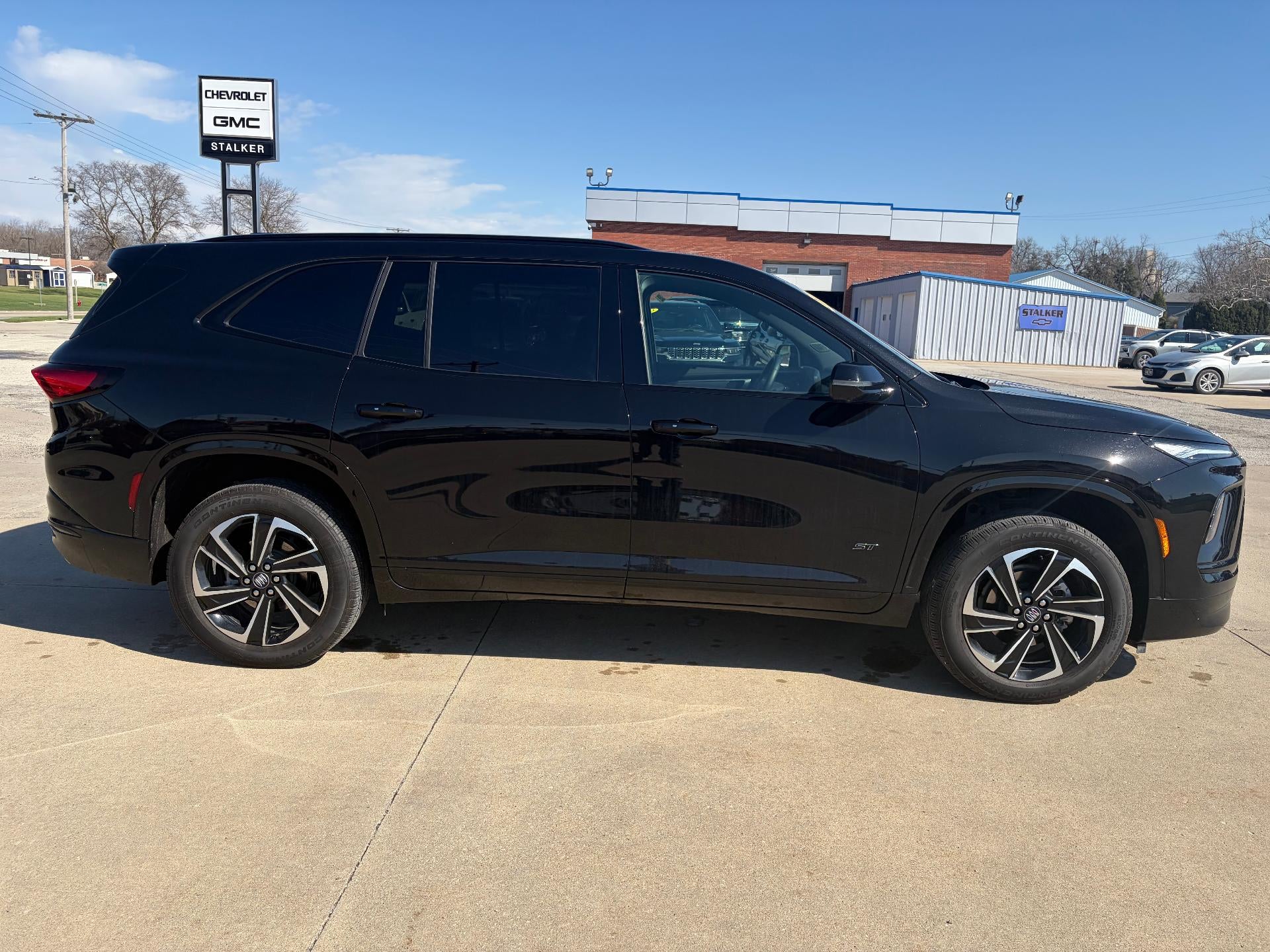 2025 Buick Enclave Sport Touring