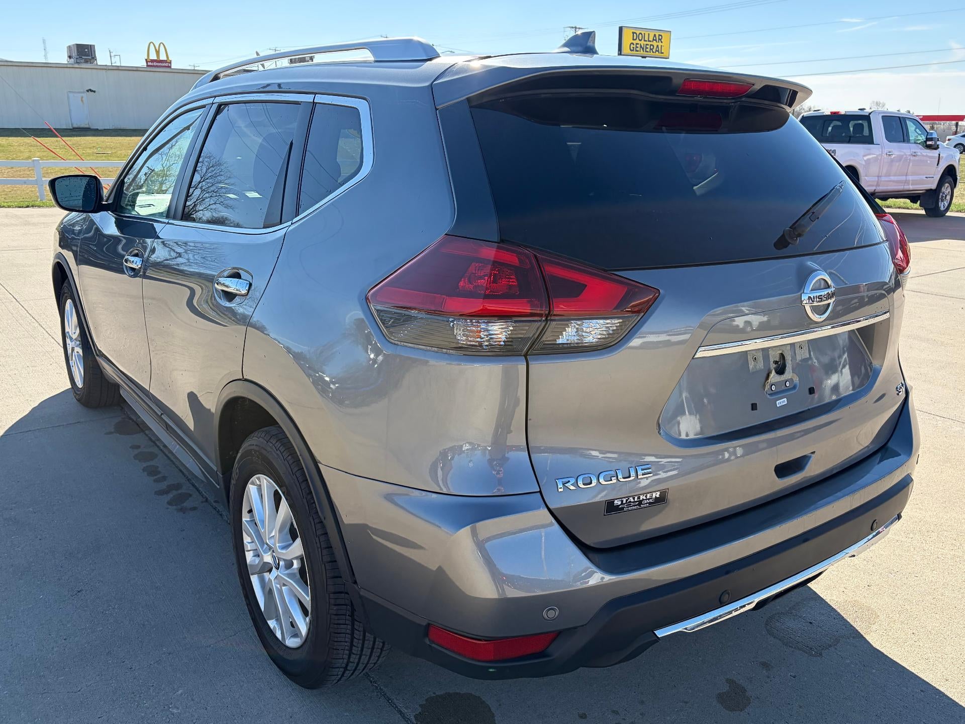 2020 Nissan Rogue SV