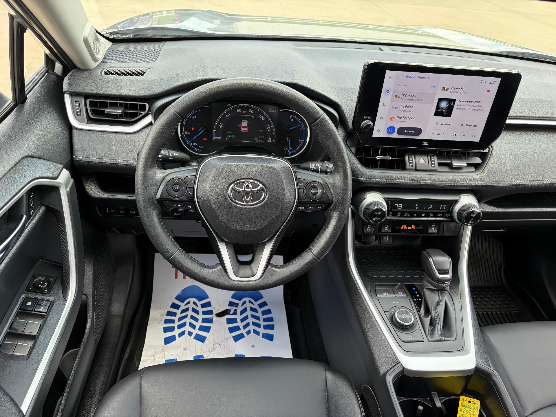 2023 Toyota RAV4 Hybrid XLE Premium